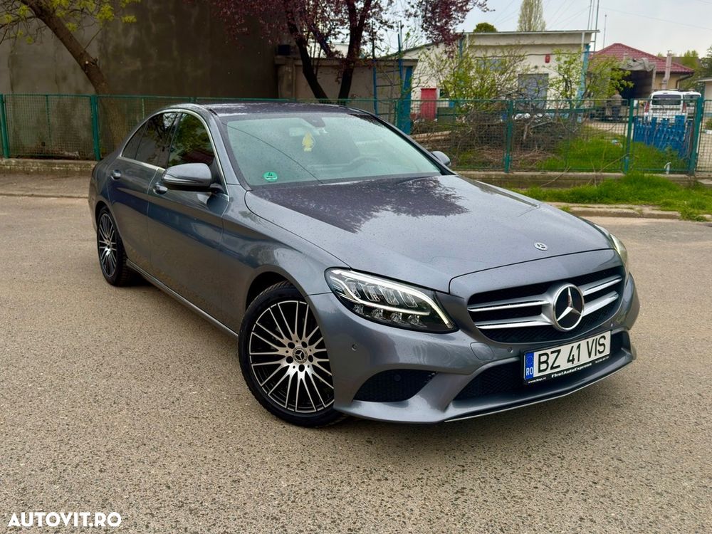 Mercedes-Benz C 220 d Aut - 2