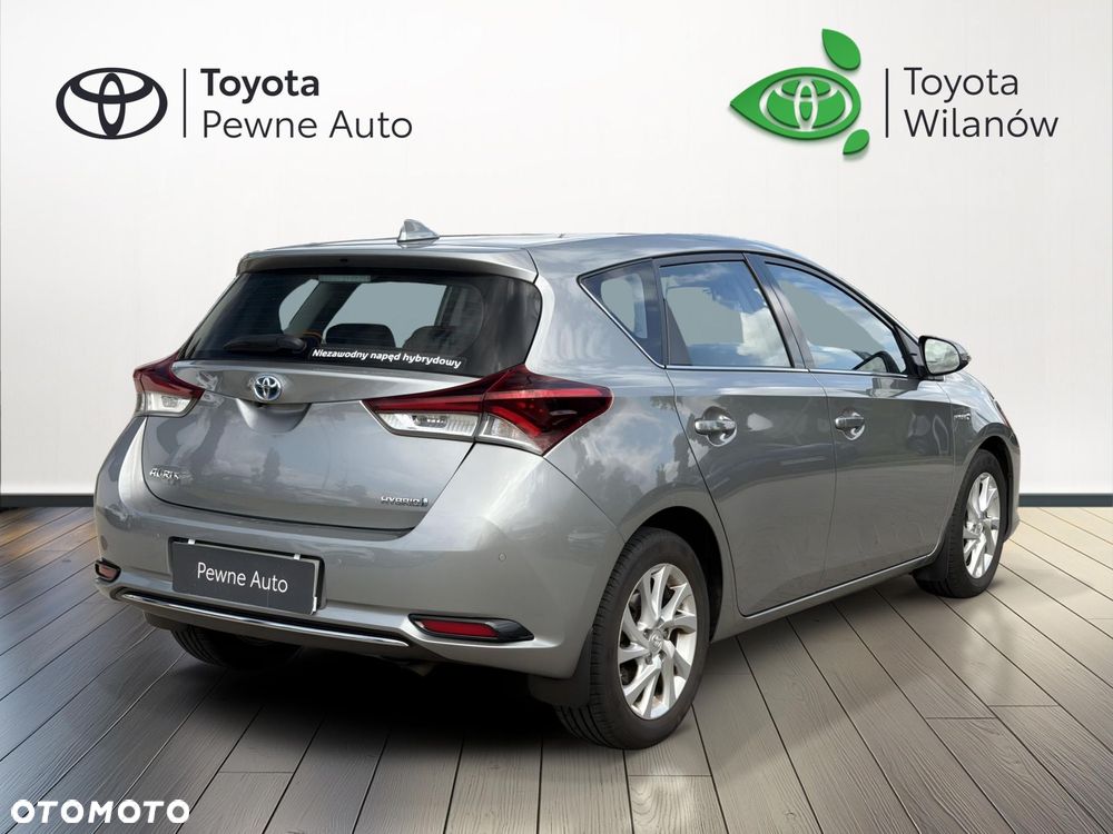 Toyota Auris - 5