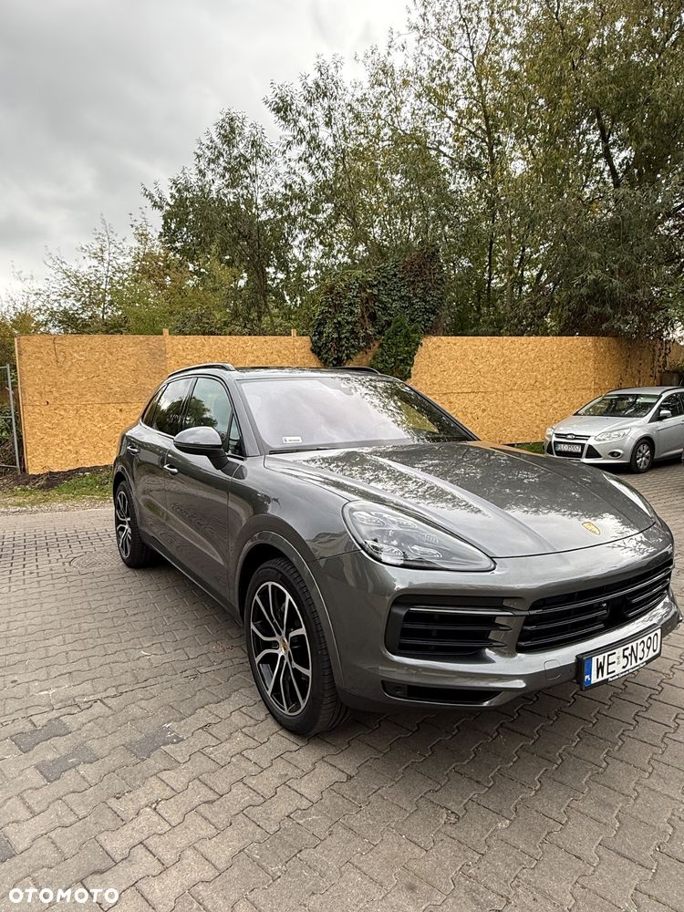 Porsche Cayenne - 16
