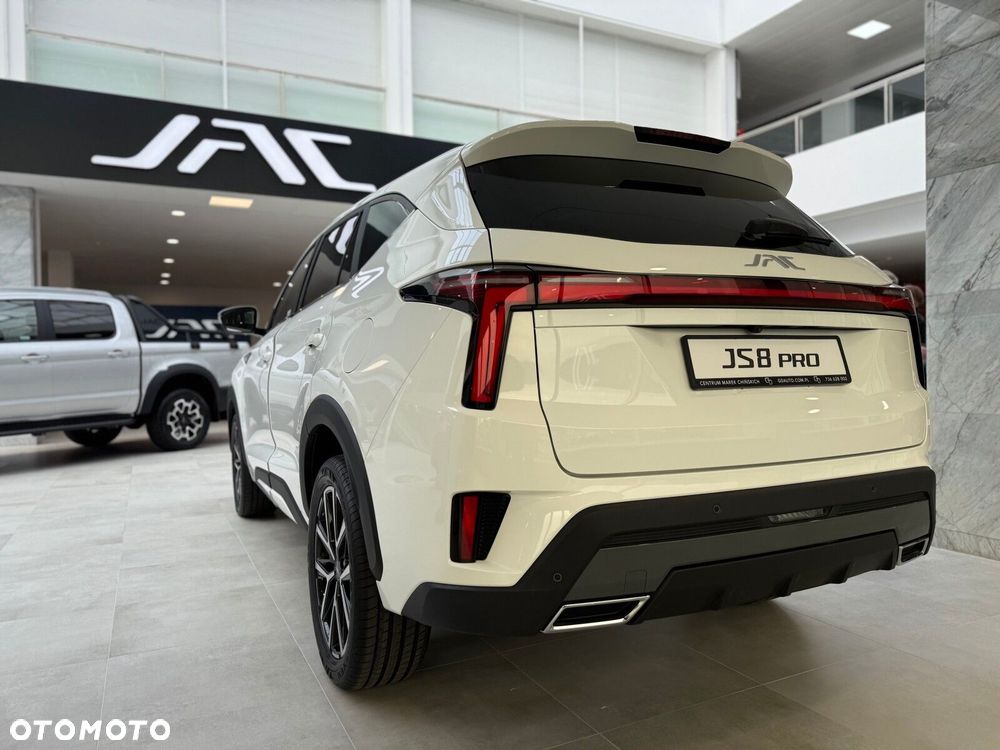 JAC JS8 - 25