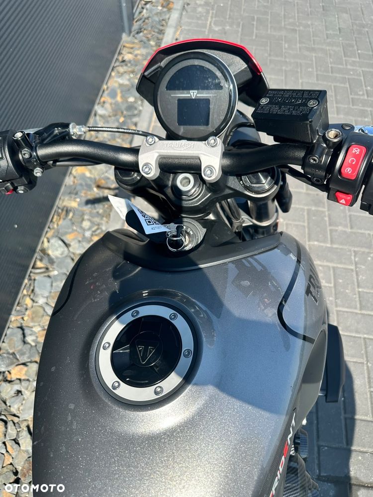 Triumph Trident - 7