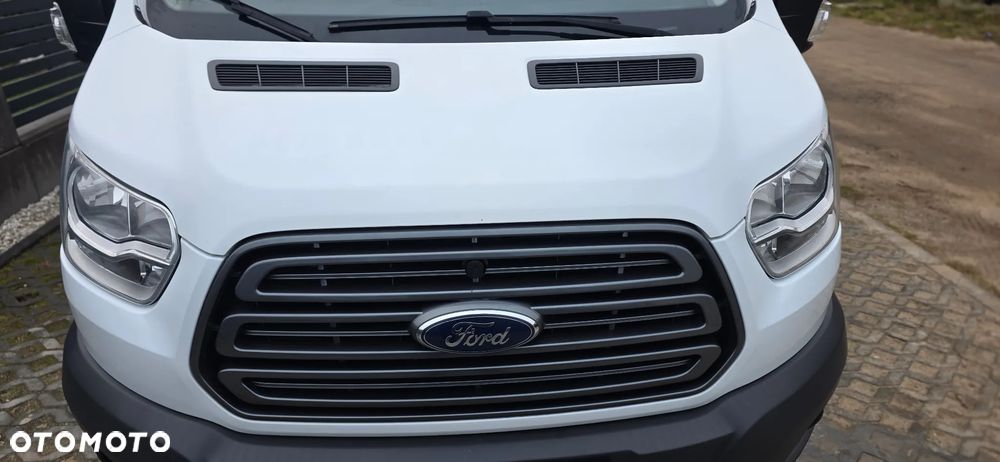 Ford Transit - 22