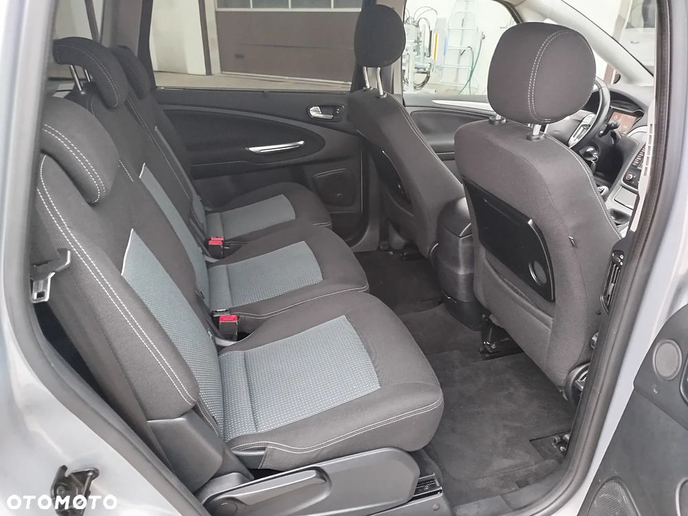 Ford S-Max 2011