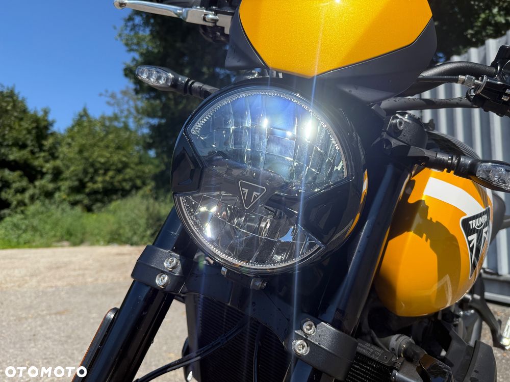 Triumph Trident - 8