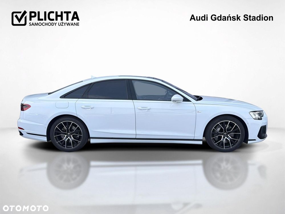 Audi A8 - 7