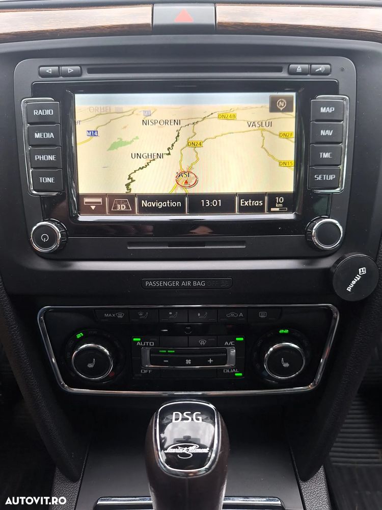 Skoda Superb Combi 2.0 TDI Laurin&Klement - 3