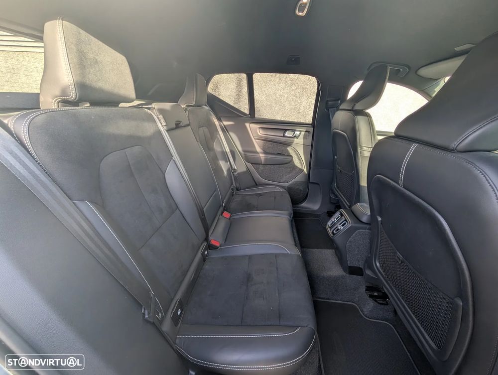 Volvo XC 40 1.5 T2 R-Design Geartronic - 12