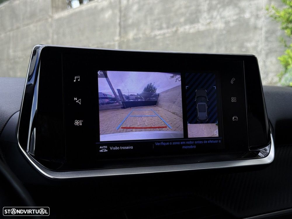 Peugeot 2008 1.2 PureTech Allure Pack - 17