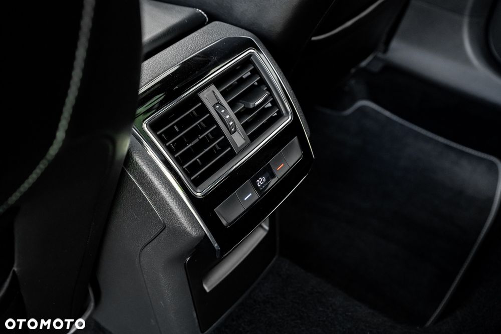 Skoda Superb 2.0 TSI 4x4 DSG Sportline - 19