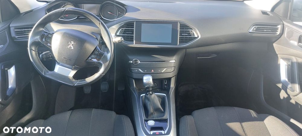Peugeot 308 HDi FAP 150 Business Line Niveau 2 - 10