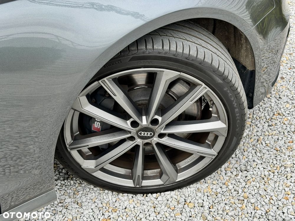 Audi S6 Avant Standard - 36