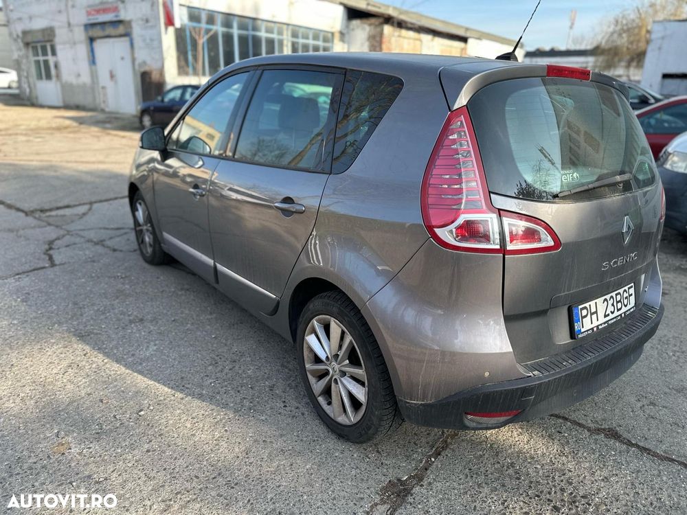 Renault Scenic - 4