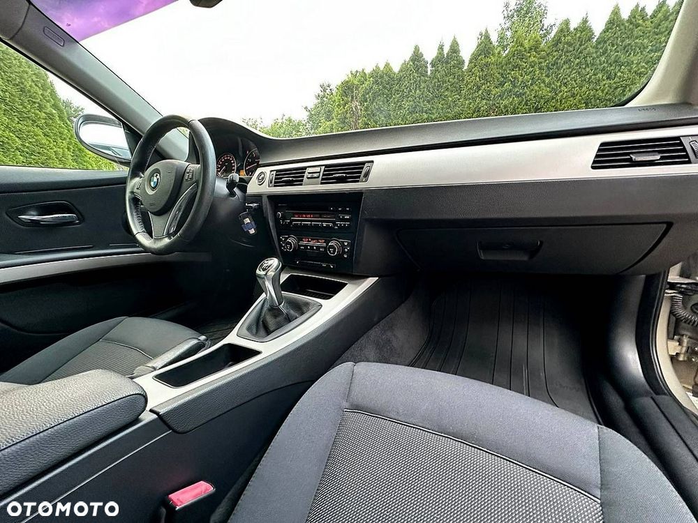 BMW Seria 3 - 8