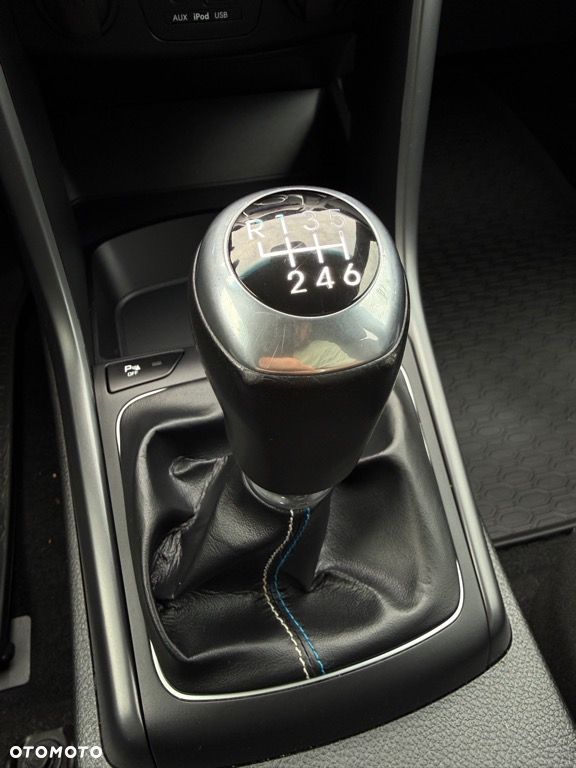 Hyundai i30 1.6 GDI Premium - 26