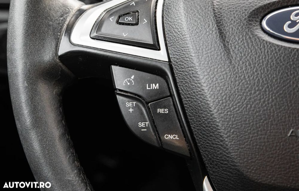 Ford Mondeo Turnier 2.0 TDCi Start-Stopp PowerShift-Aut Titanium - 26