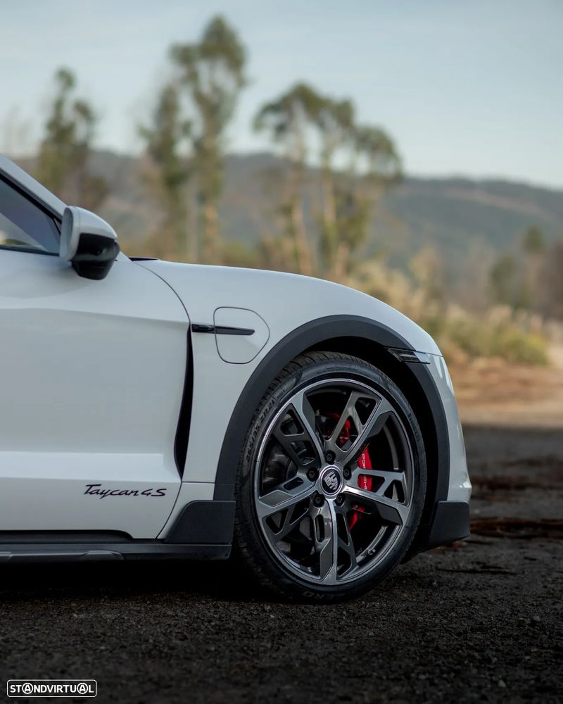 Porsche Taycan Cross Turismo 4S Sport bateria Performance Plus - 12