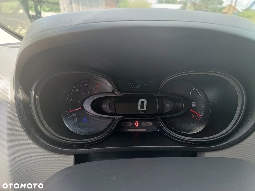 Renault Trafic - 24