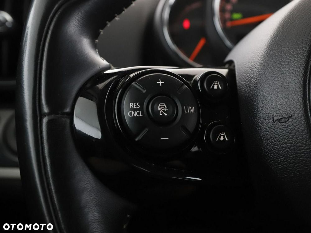 MINI Countryman Cooper S E All4 - 33