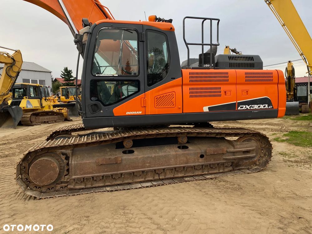 Doosan DX 300 LC-5, 2015 ROK, 9600 MTH, z NIEMIEC, PODWOZIE 90% DOBRE, - 15