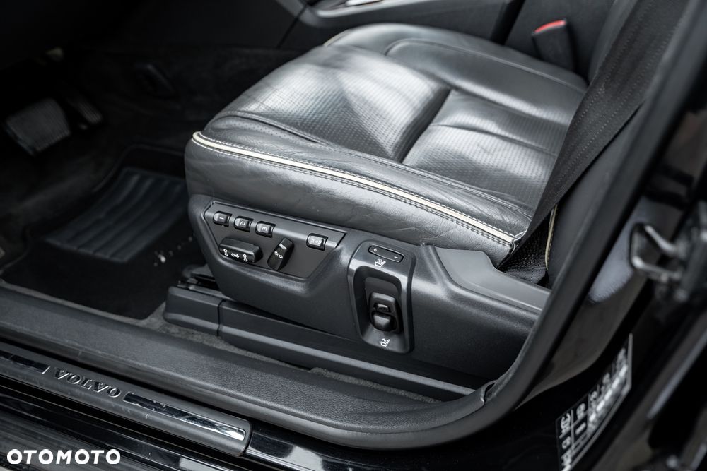 Volvo XC 90 D5 AWD Geartonic Executive - 23