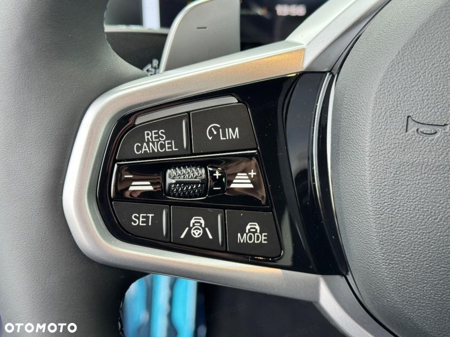 BMW Seria 4 M440i xDrive mHEV - 14