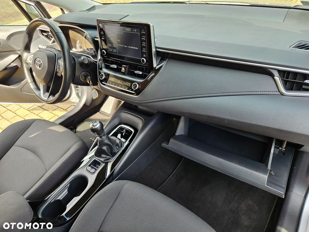 Toyota Corolla 1.5 Comfort - 32