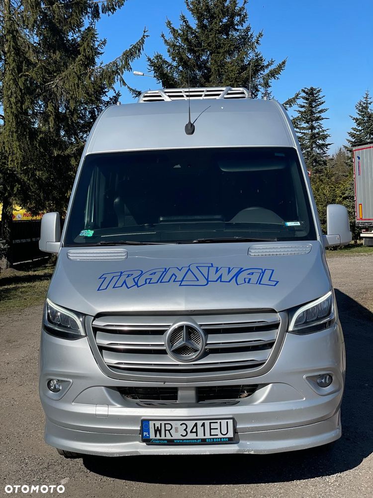 Mercedes-Benz Sprinter 519 907 - 5