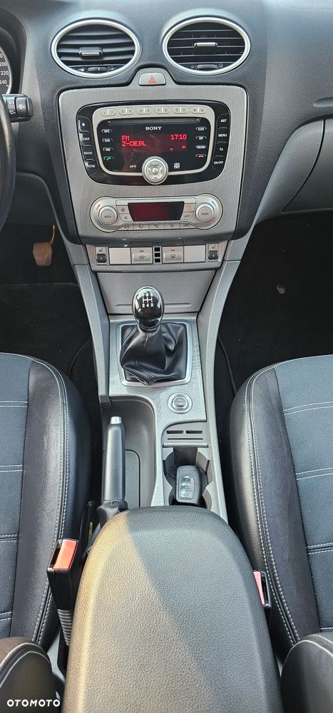 Ford Focus 1.6 TDCi Titanium - 36