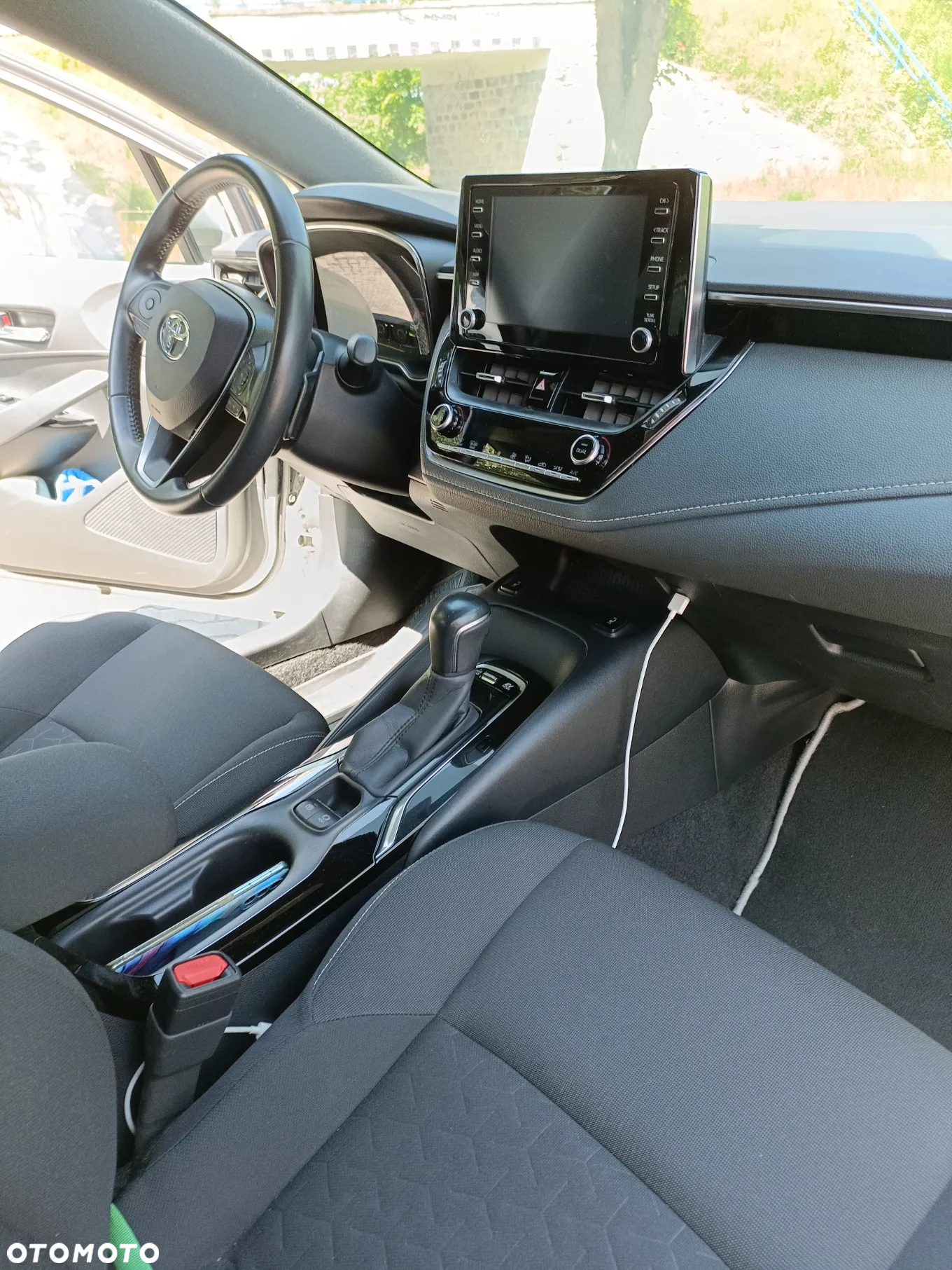 Toyota Corolla 2.0 Hybrid Comfort - 11