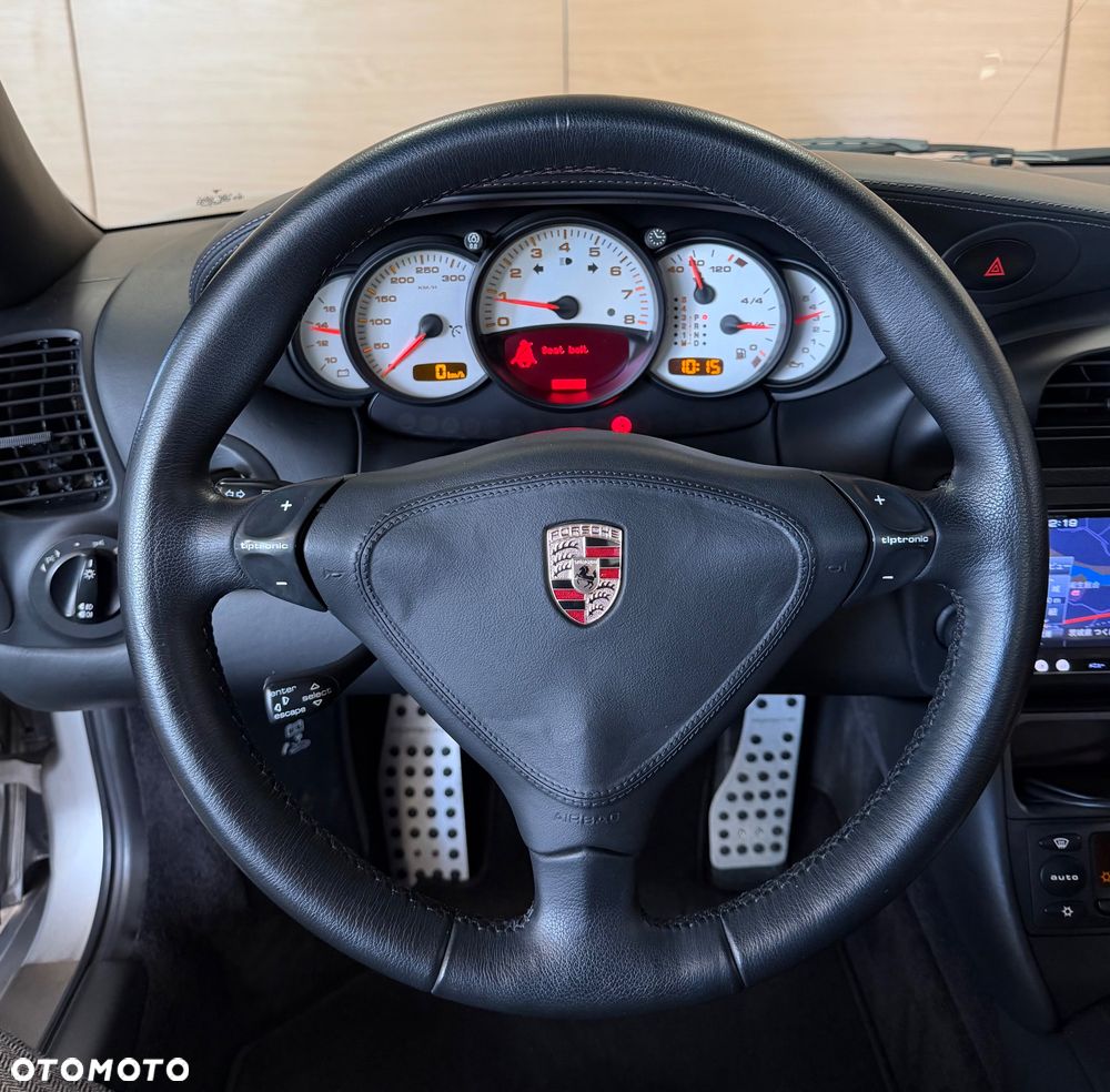 Porsche 911 - 12