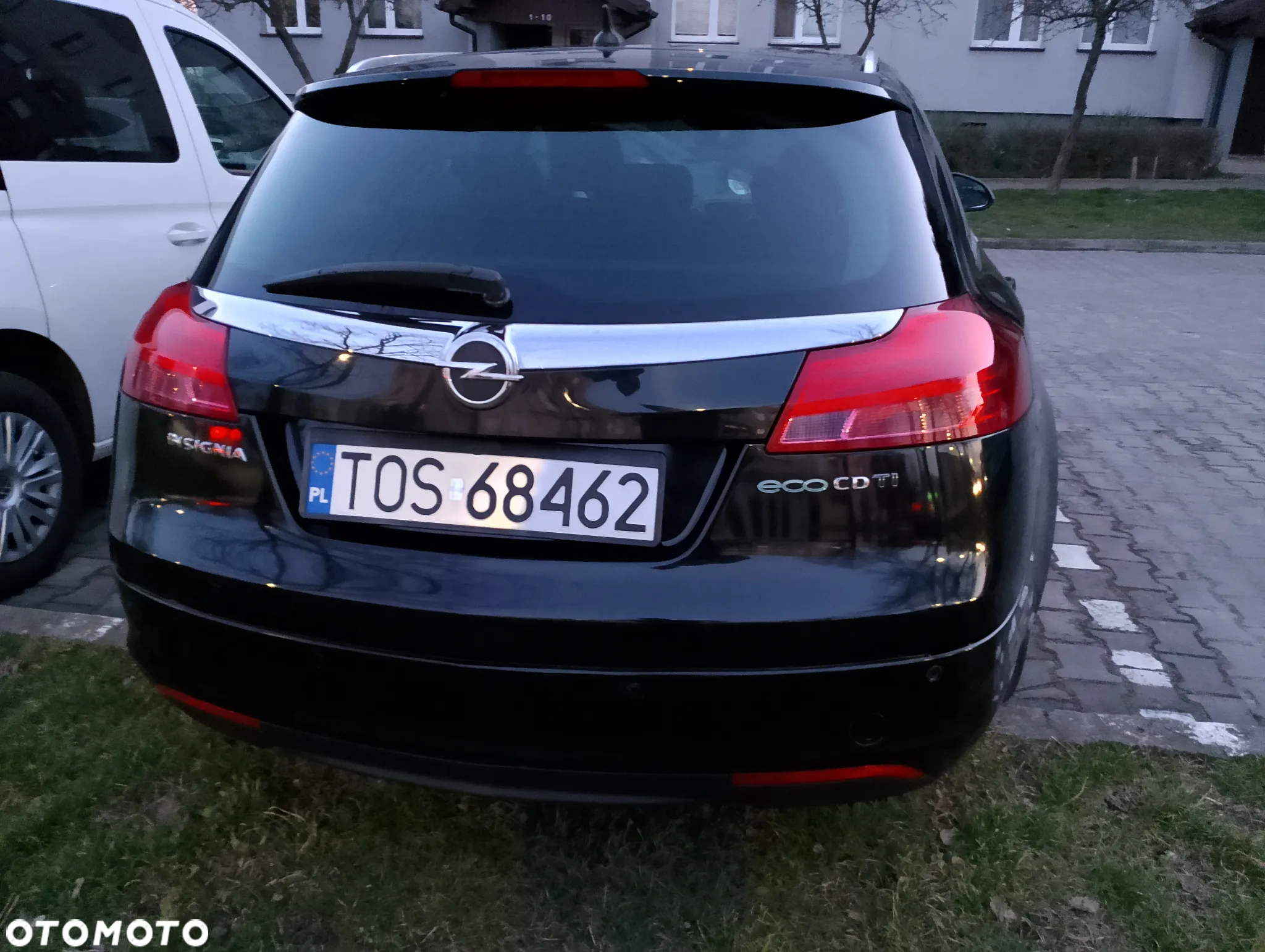 Opel Insignia - 12