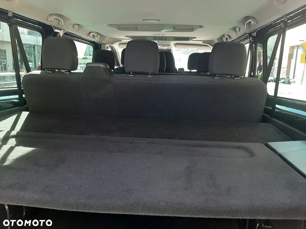 Renault Trafic 2.0 dCi EDC - 29