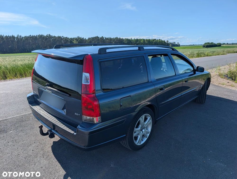 Volvo V70 2.5T - 12