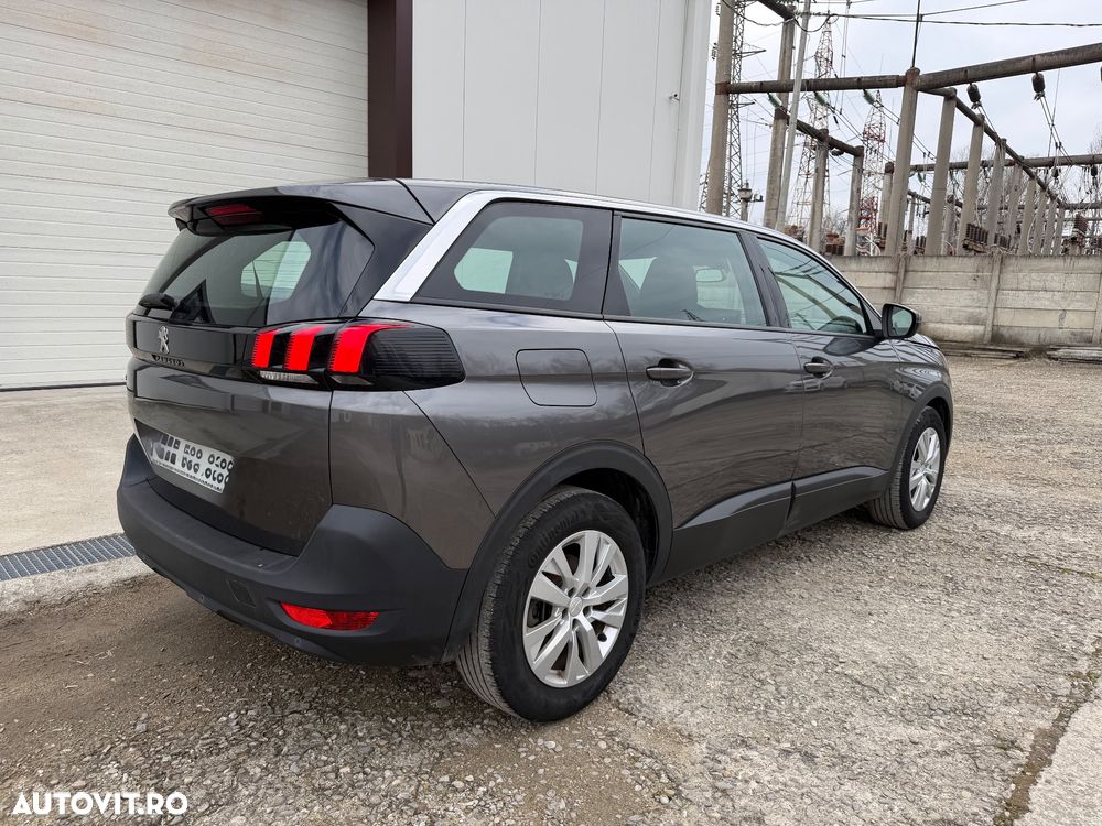 Peugeot 5008 - 3