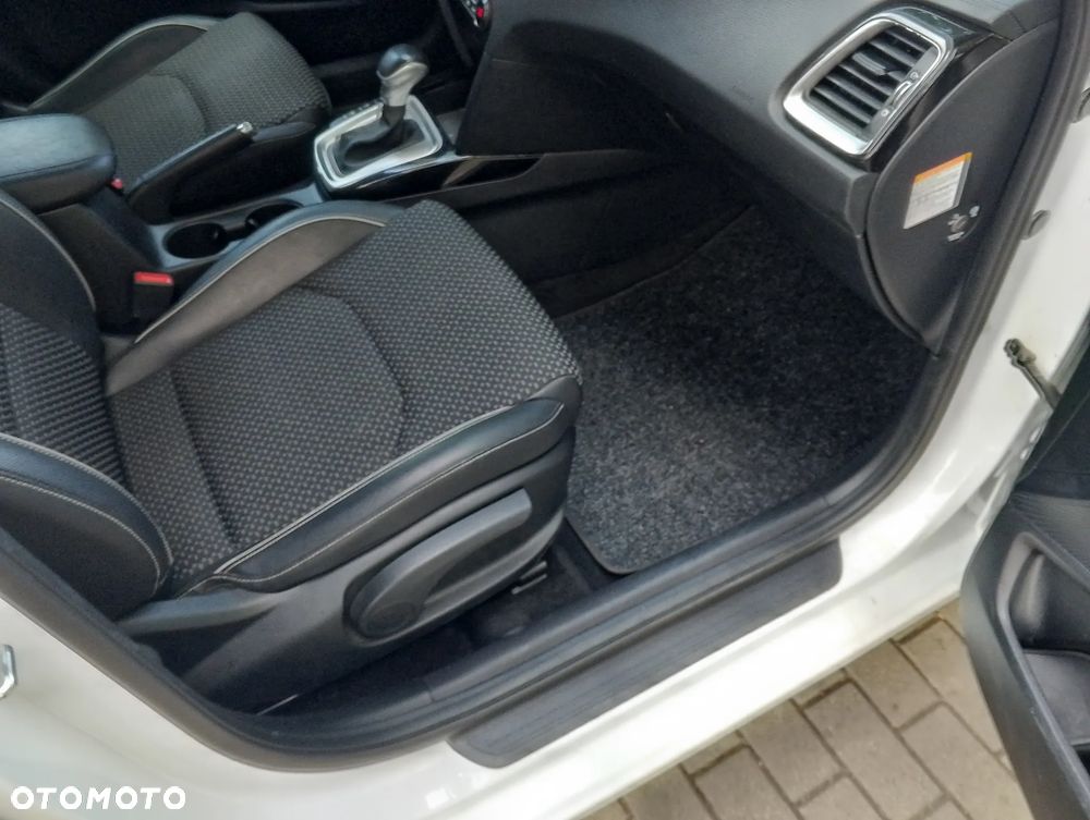 Kia Ceed 1.6 CRDi (48V Mild-Hybrid) DCT7 GT Line - 25