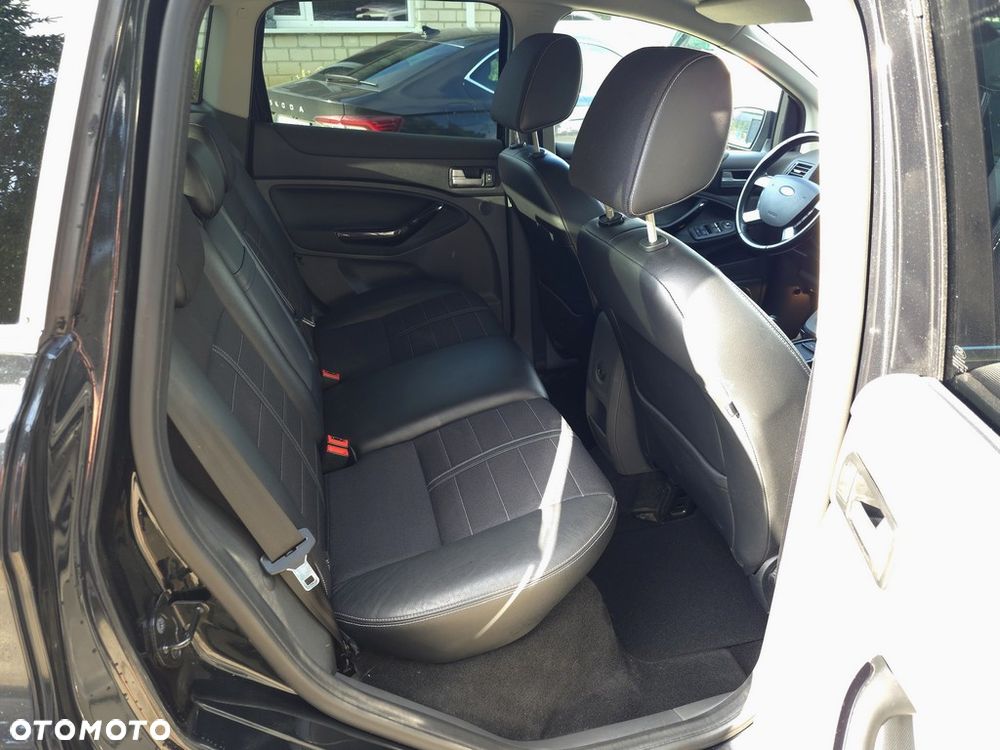 Ford Kuga 2.0 TDCi Titanium - 9