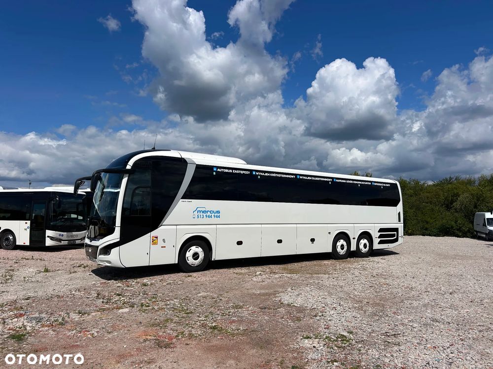 MAN Lions Coach - 9