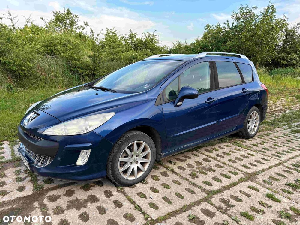 Peugeot 308 - 8