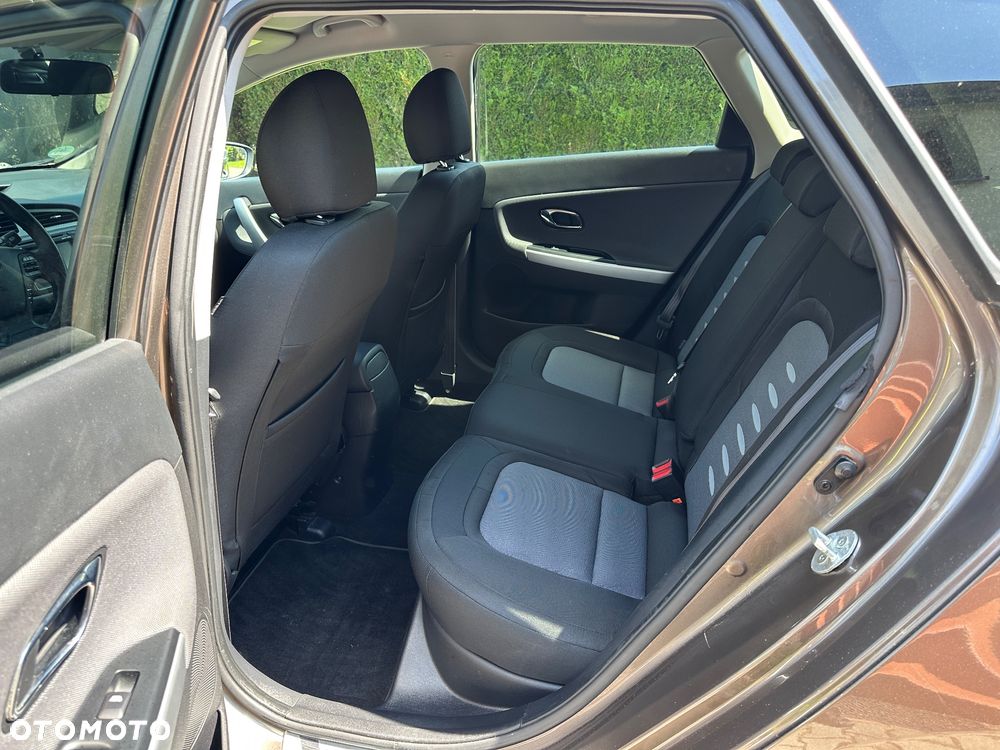 Kia Ceed 1.6 GDI XL - 20