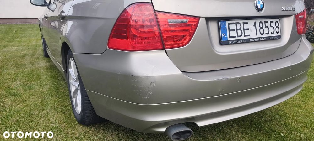 BMW Seria 3 320d - 5