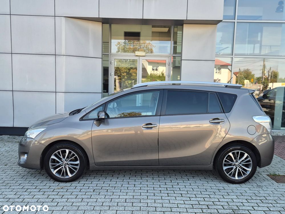 Toyota Verso 1.8 Prestige 7os - 8