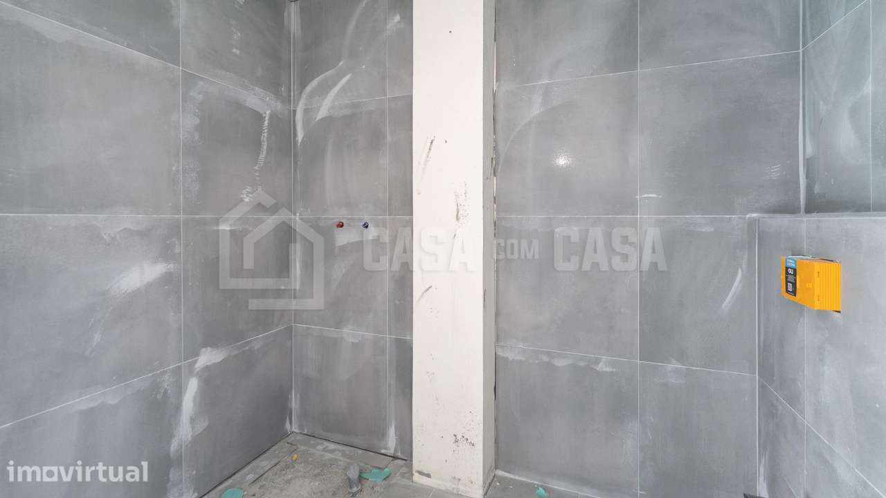 Apartamento T2+2 Duplex em Gumirães - Grande imagem: 4/8