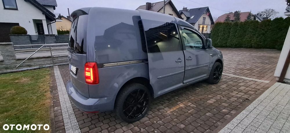 Volkswagen Caddy - 12