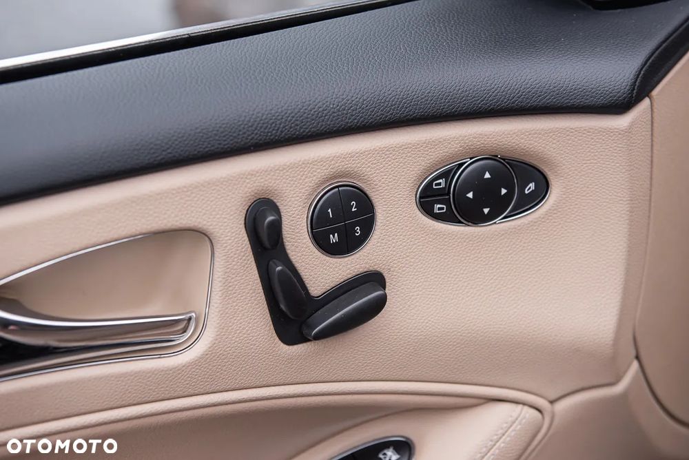 Mercedes-Benz CLS 500 - 15