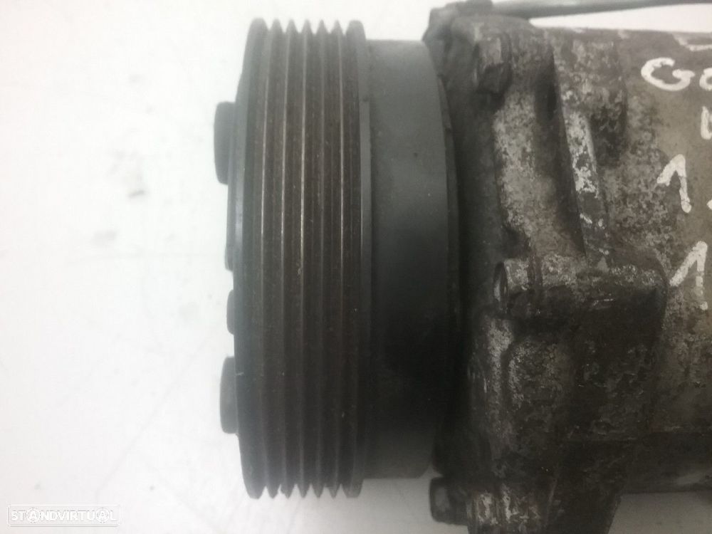 Compressor de Ar Condicionado Usado VW GOLF IV (1J1) 1.9 TDI 10.97-05.04 - 3