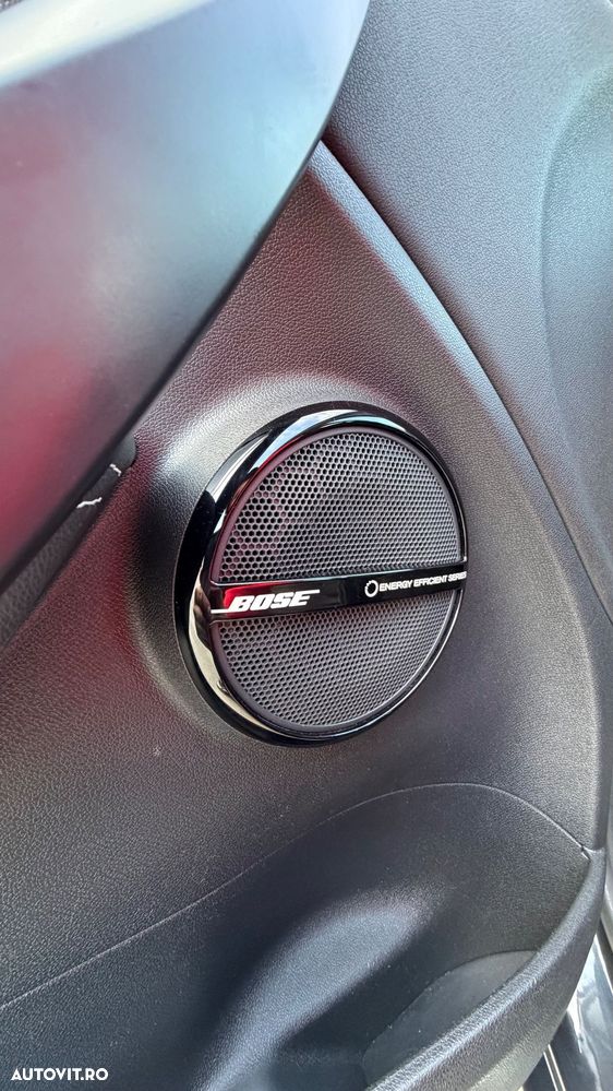 Renault Megane ENERGY dCi 130 Start & Stop Bose Edition - 28