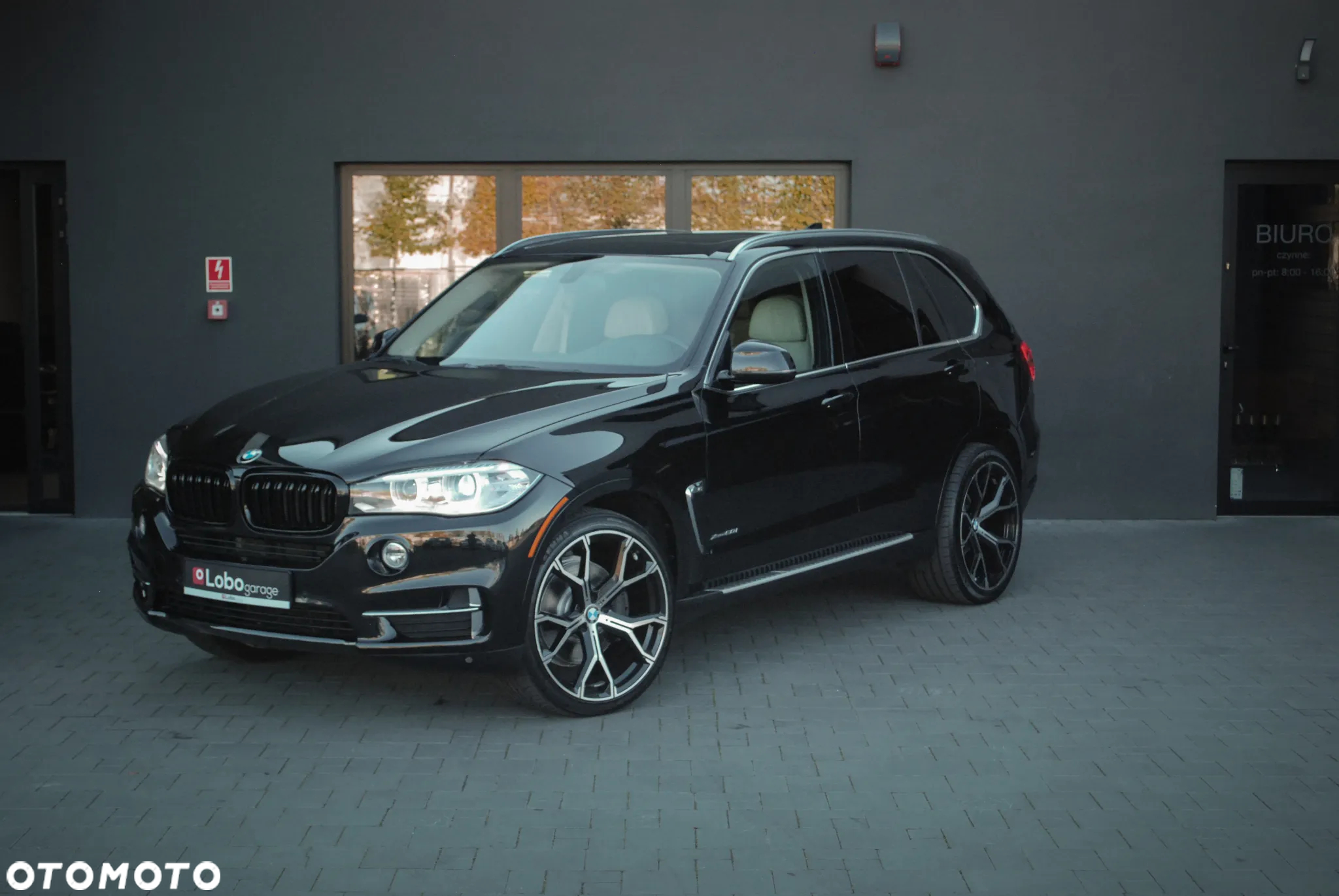 BMW X5 5.0i xDrive - 4