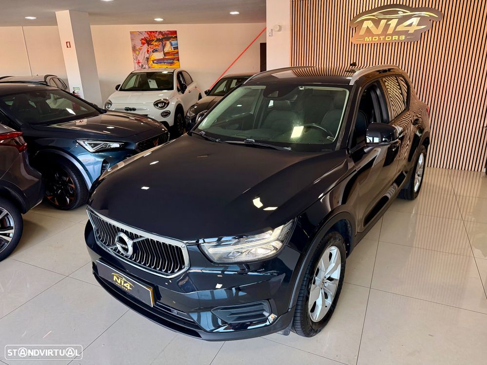 Volvo XC 40 2.0 D3 Momentum Plus - 26