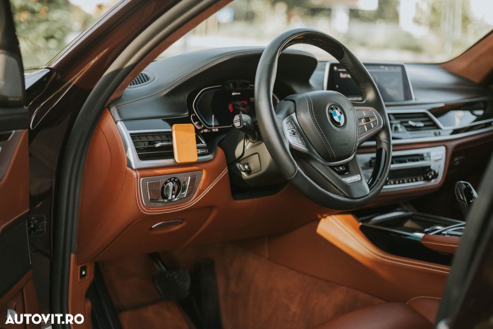 BMW Seria 7 745Le xDrive AT PHEV - 9