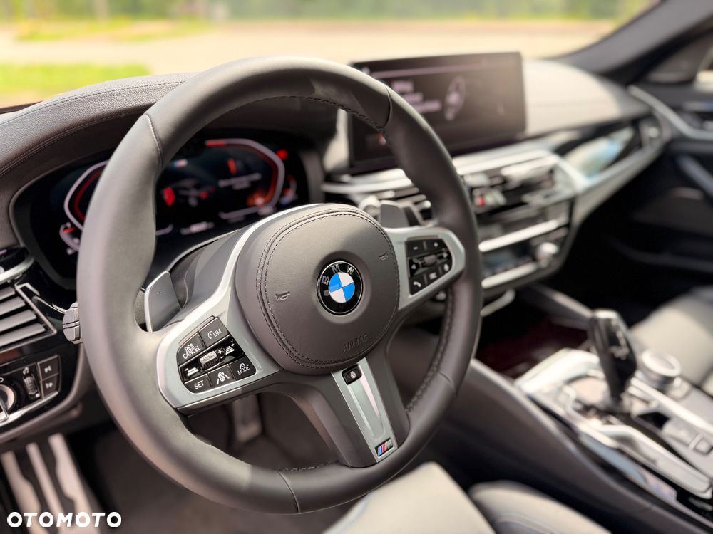BMW Seria 5 540i xDrive mHEV sport - 20